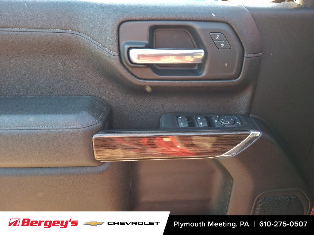 Used 2019 Chevrolet Silverado 1500 RST AWD/4WD image 14