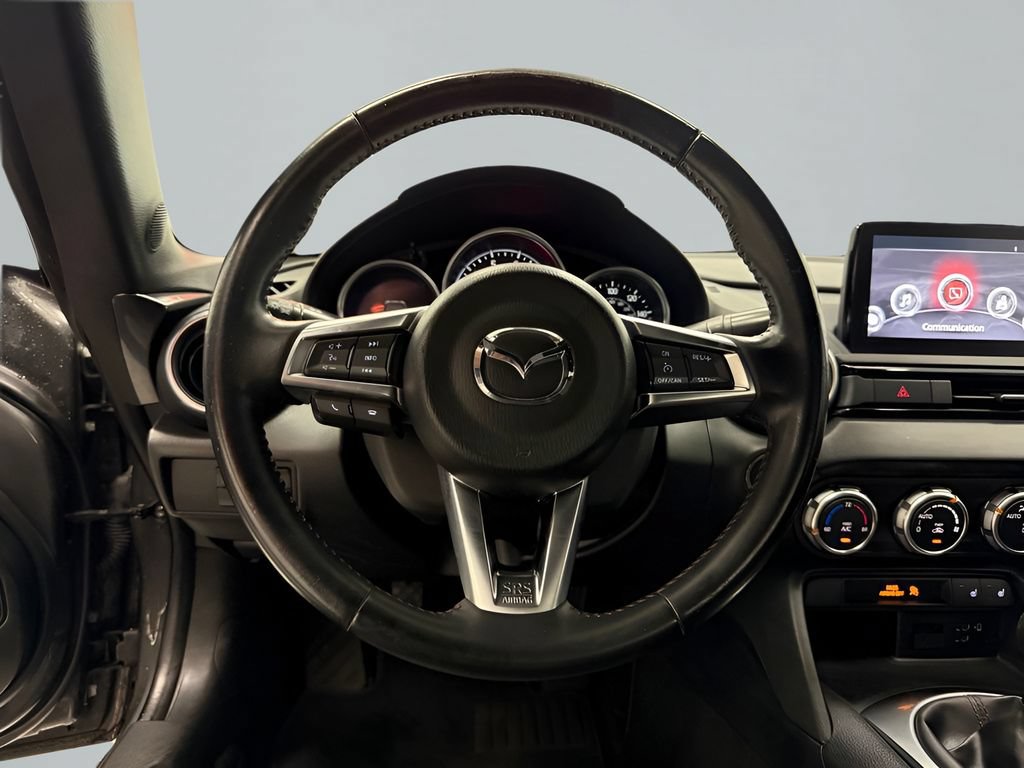 Used 2019 MAZDA MX-5 Miata Grand Touring w/ GT-S Package RWD image 14