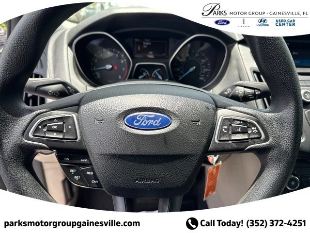 Certified 2017 Ford Focus SE FWD image 23