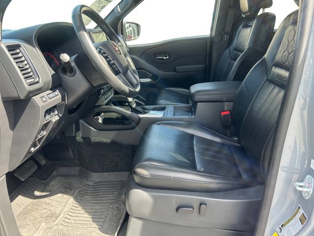Used 2022 Nissan Frontier PRO-4X w/ Pro-4X Premium Package AWD/4WD image 10