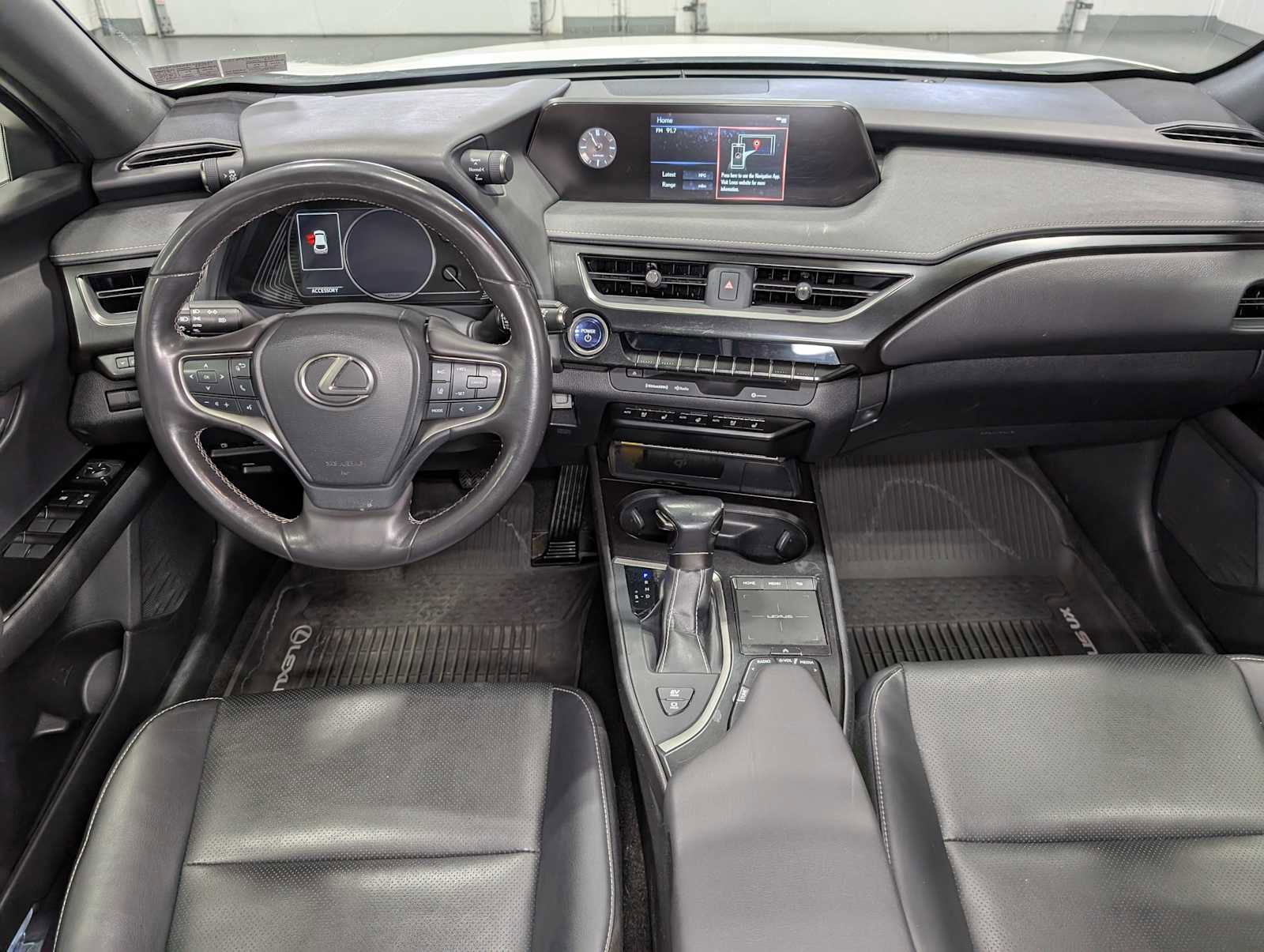 Used 2020 Lexus UX 250h w/ Premium Package image 17