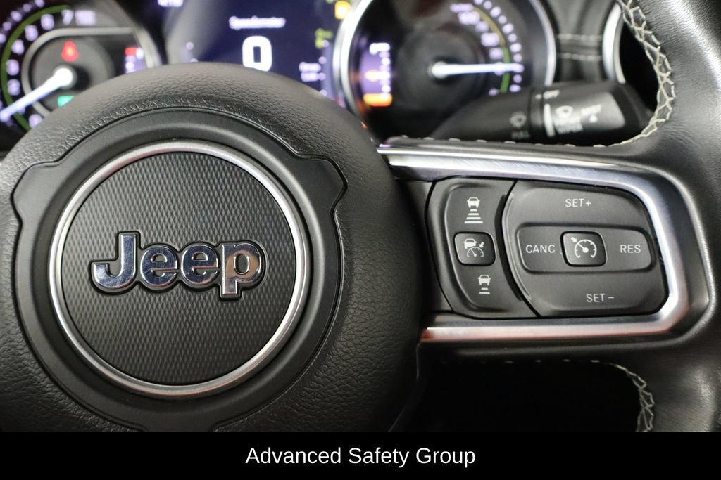 Used 2022 Jeep Wrangler Unlimited Sahara w/ Cold Weather Group AWD/4WD image 10