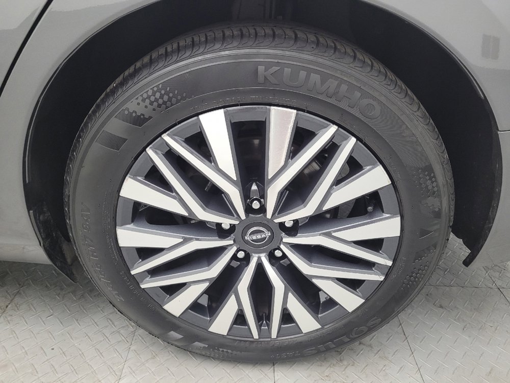 Used 2024 Nissan Altima 2.5 SV image 31