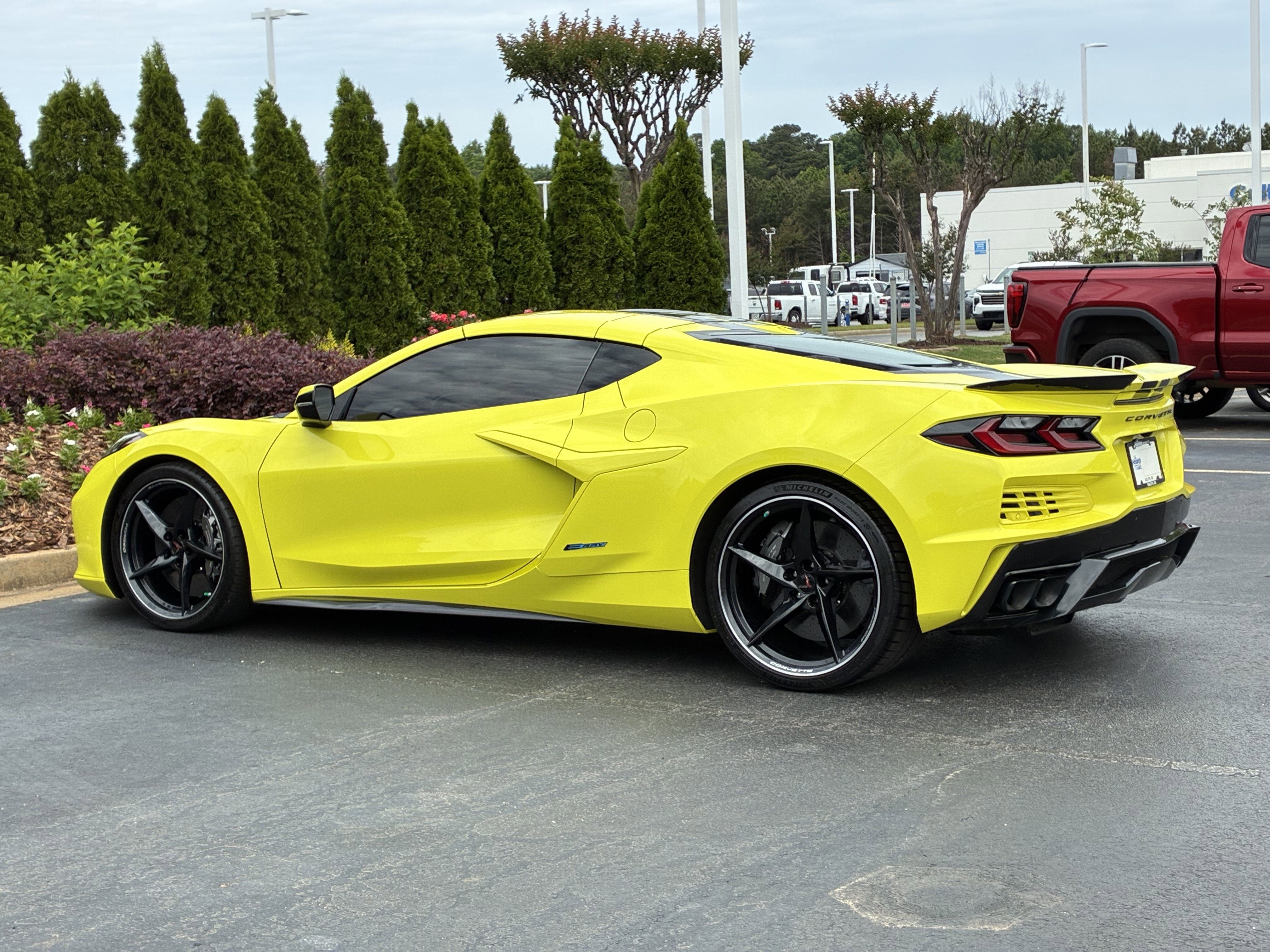 Used 2024 Chevrolet Corvette E-Ray w/ Stealth Interior Trim Package AWD/4WD image 9