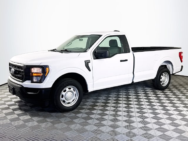 Used 2023 Ford F150 XL w/ Trailer Tow Package RWD image 4