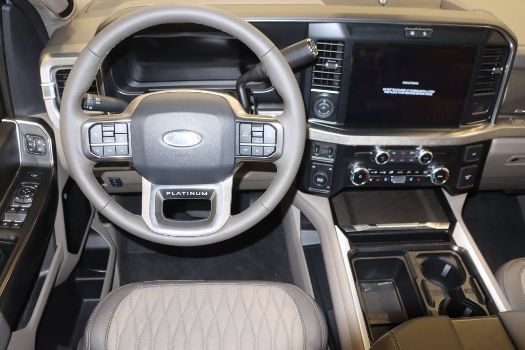 New 2026 Ford F450 Platinum w/ Platinum Plus Package image 19