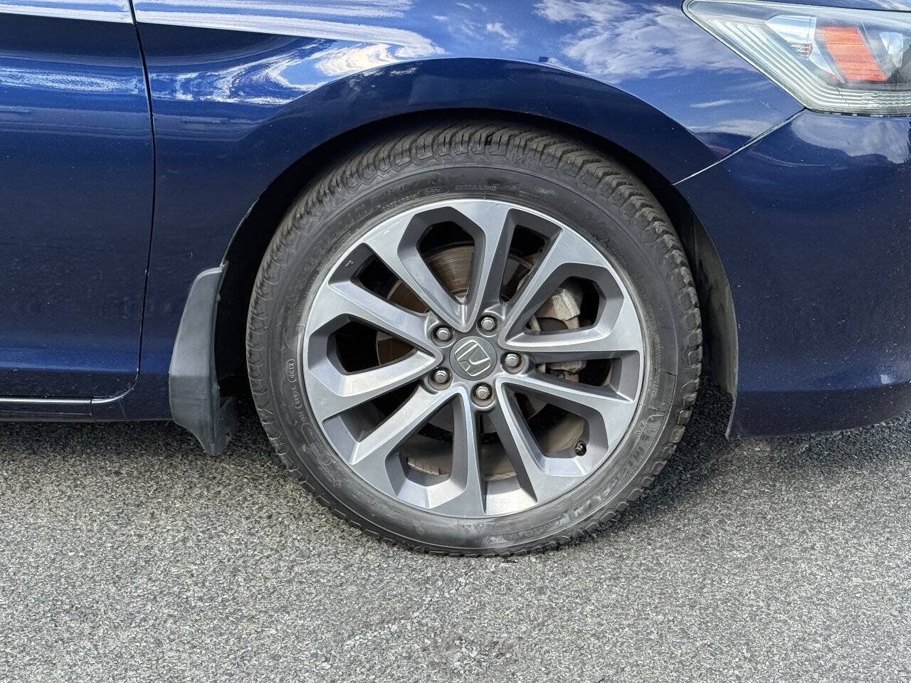 Used 2014 Honda Accord Sport image 25