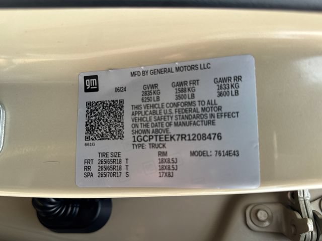 Used 2024 Chevrolet Colorado Trail Boss w/ Technology Package AWD/4WD image 34