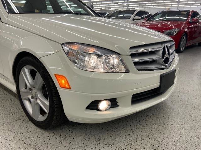 Used 2011 Mercedes-Benz C 300 Sedan image 38