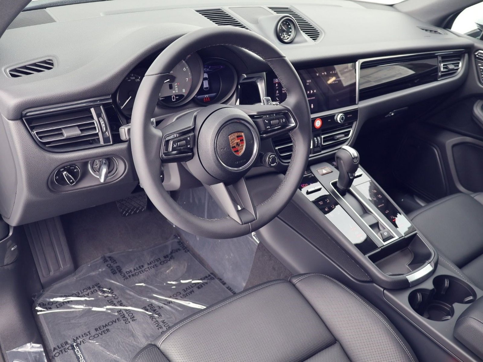 New 2026 Porsche Macan S AWD/4WD image 4