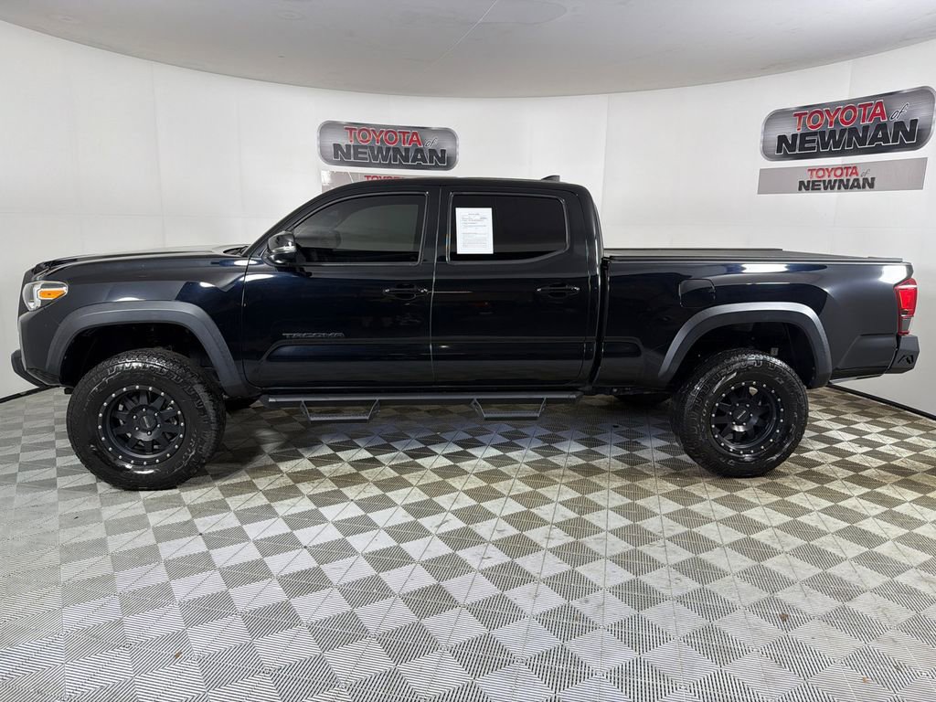Used 2019 Toyota Tacoma TRD Off-Road image 7