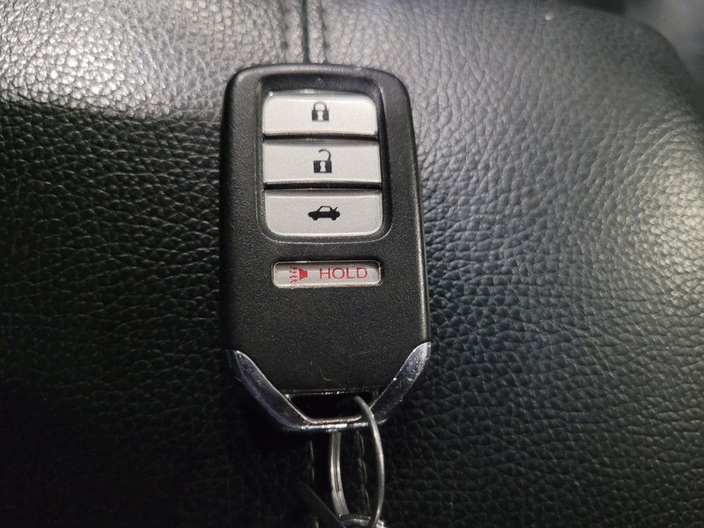 Used 2015 Honda Accord EX-L image 32