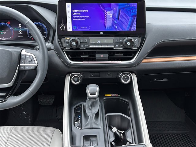 Certified 2025 Toyota Grand Highlander AWD image 23