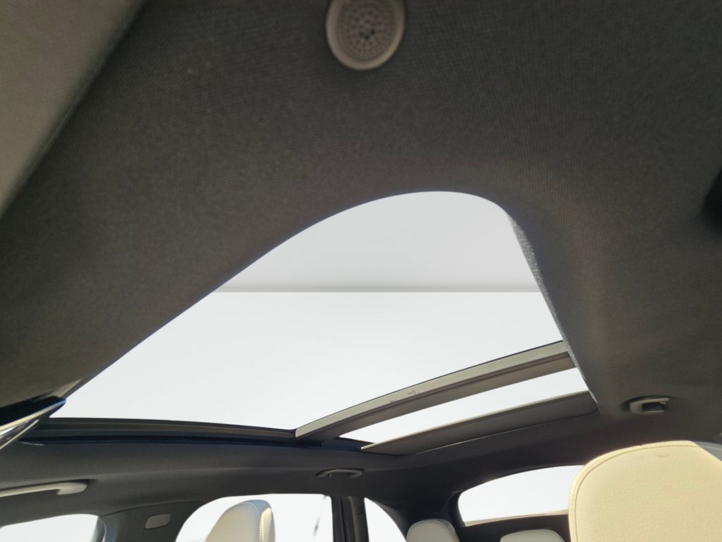 New 2027 Mercedes-Benz GLC 300 4MATIC image 43