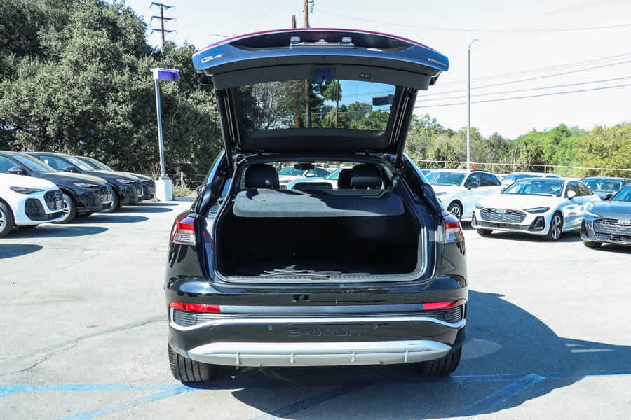 Used 2023 Audi Q4 e-tron Premium Plus w/ Premium Plus AWD/4WD image 27