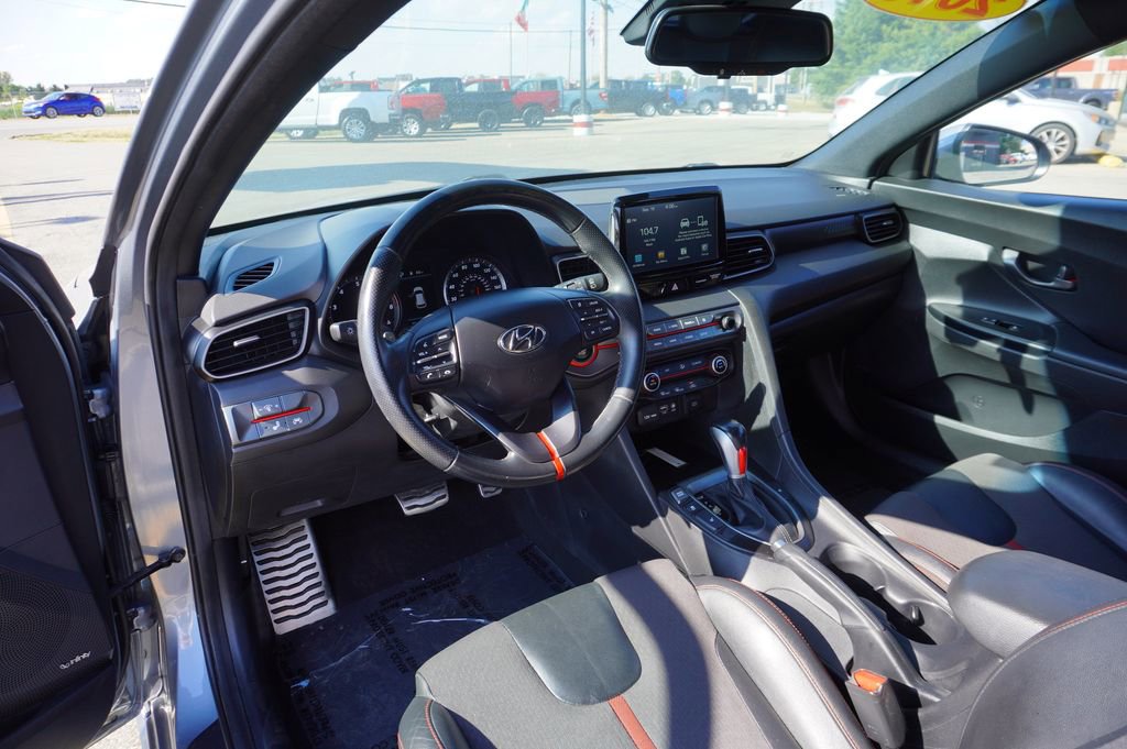 Used 2019 Hyundai Veloster Turbo image 27