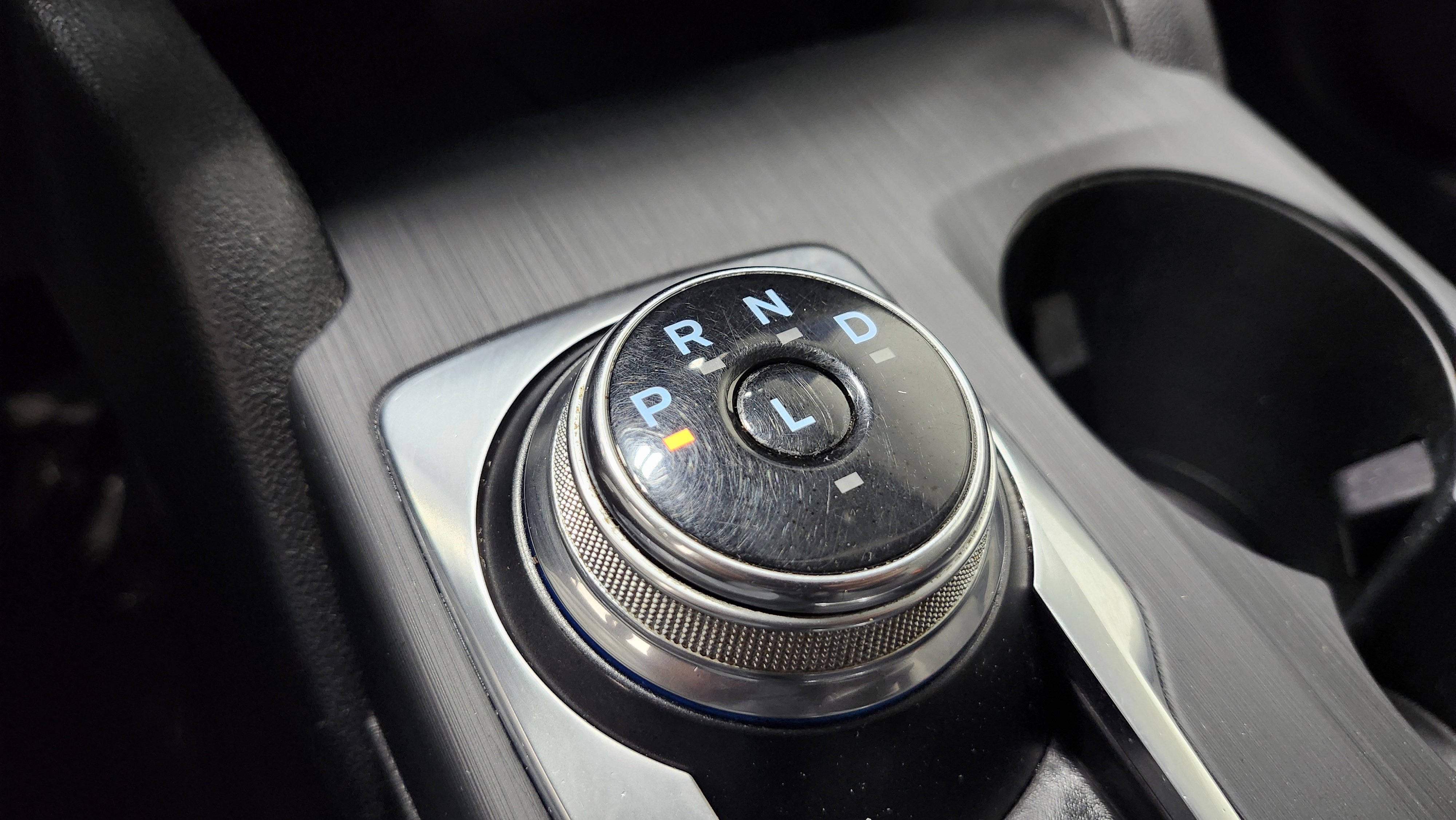 Used 2021 Ford Escape SE image 29