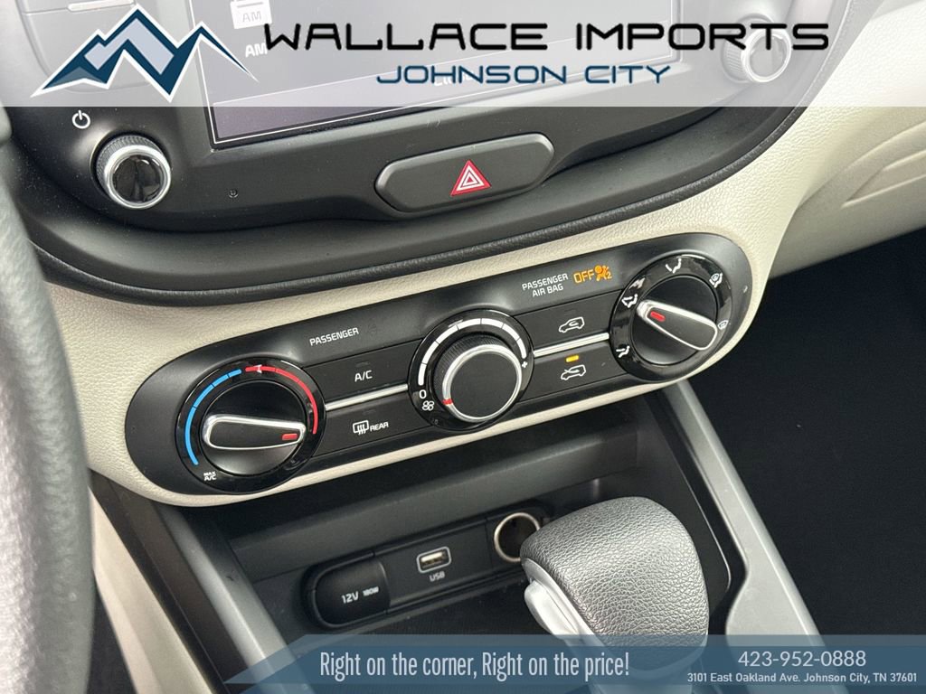 Used 2023 Kia Soul LX w/ LX Technology Package image 24