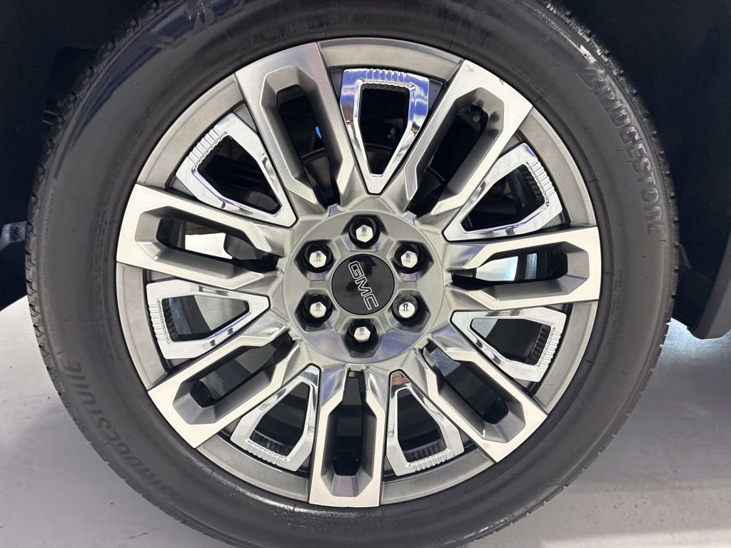 Used 2026 GMC Sierra 1500 Denali Ultimate AWD/4WD image 17