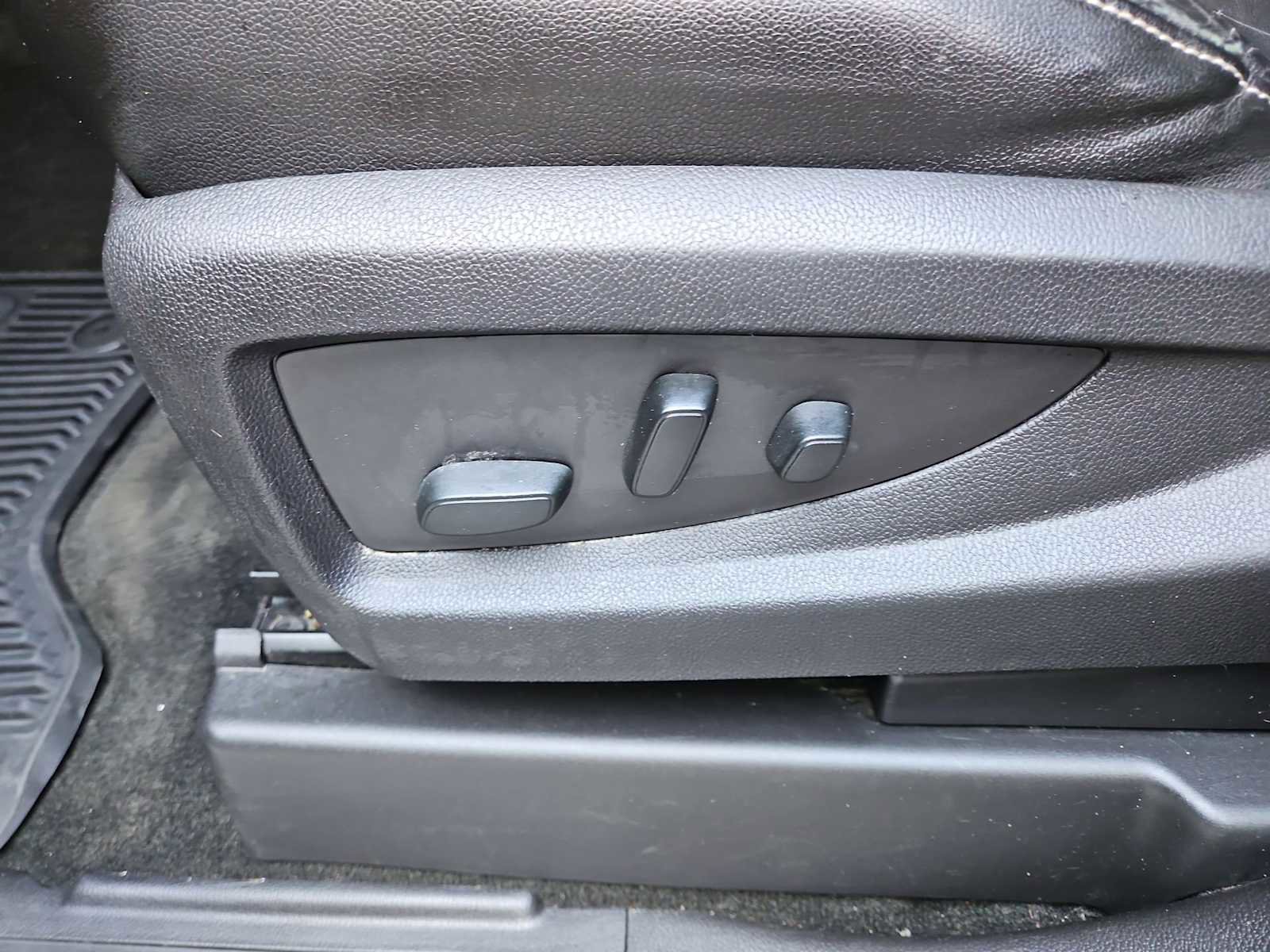 Used 2016 Chevrolet Silverado 1500 LT w/ All Star Edition image 18