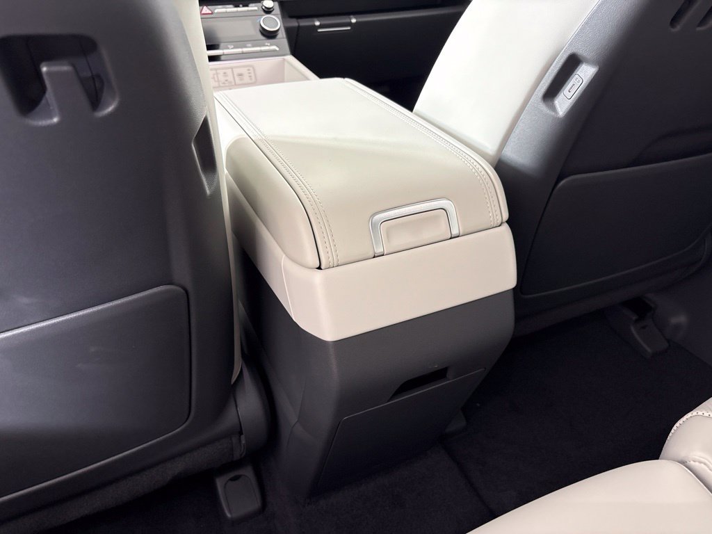 New 2027 Hyundai Santa Fe SEL FWD image 25