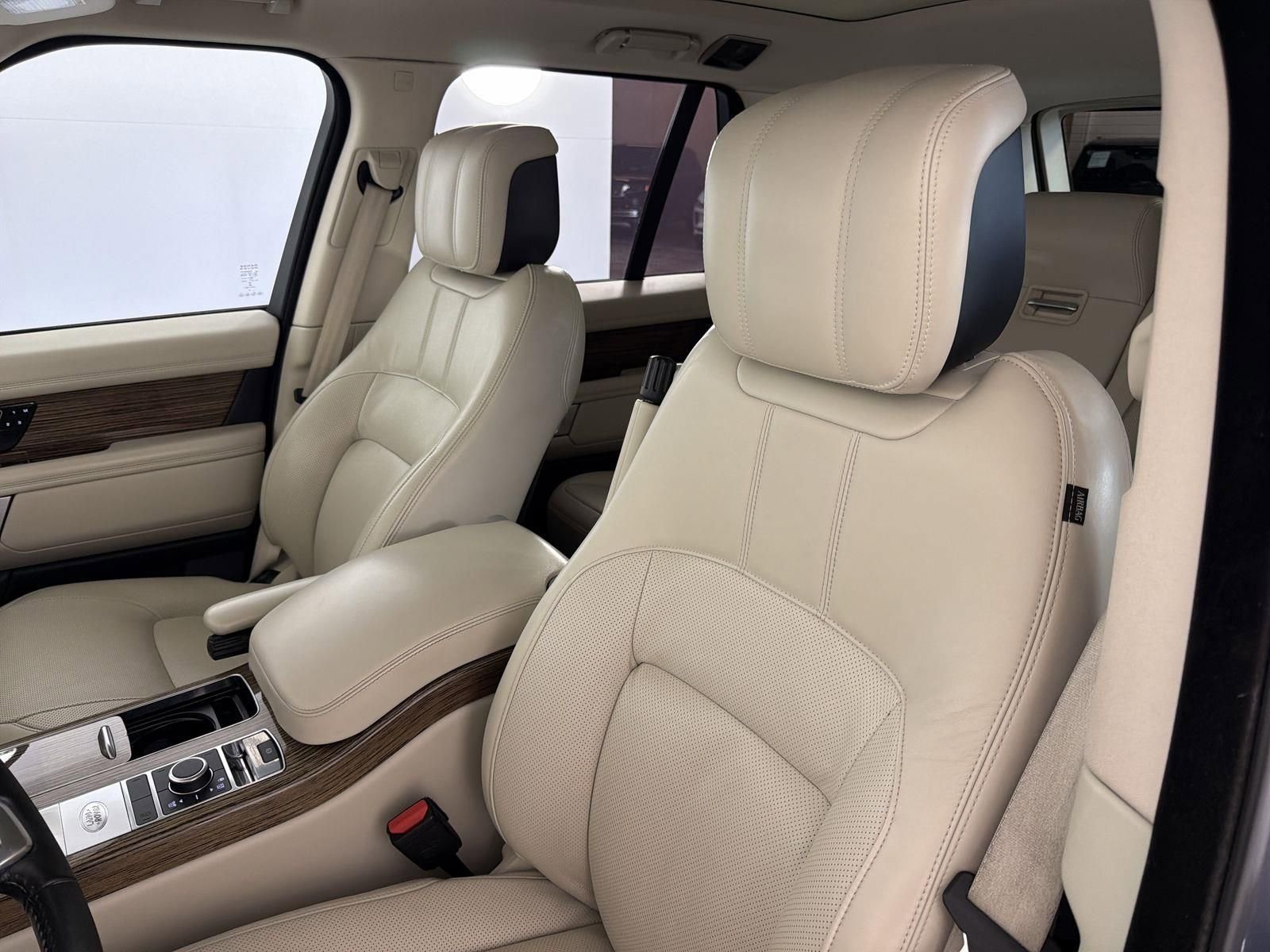 Used 2019 Land Rover Range Rover Supercharged image 24