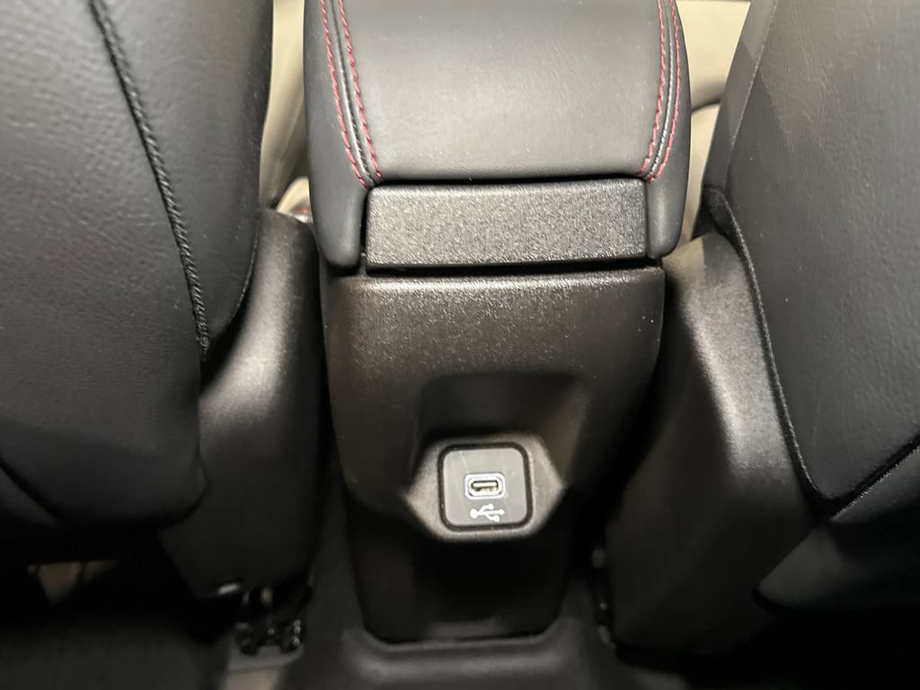 Used 2023 Jeep Renegade Trailhawk w/ Trailhawk Elite Group AWD/4WD image 9
