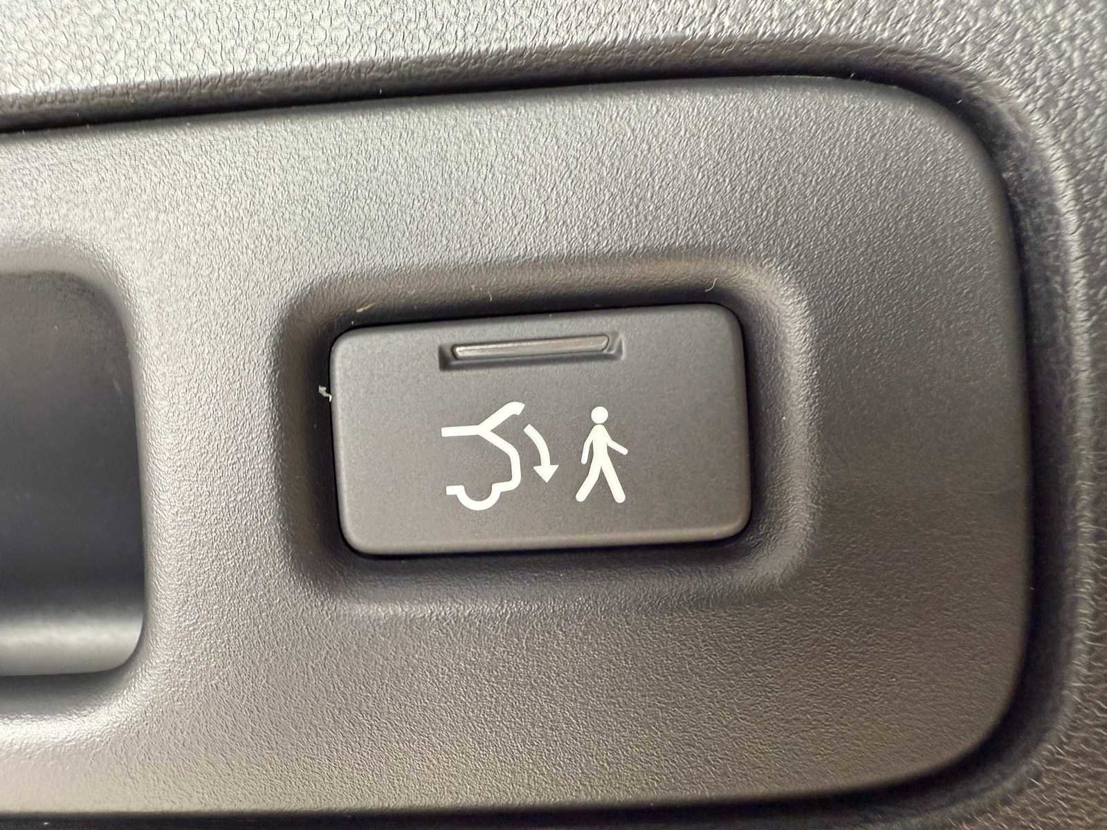 New 2026 Acura ADX A-Spec image 33