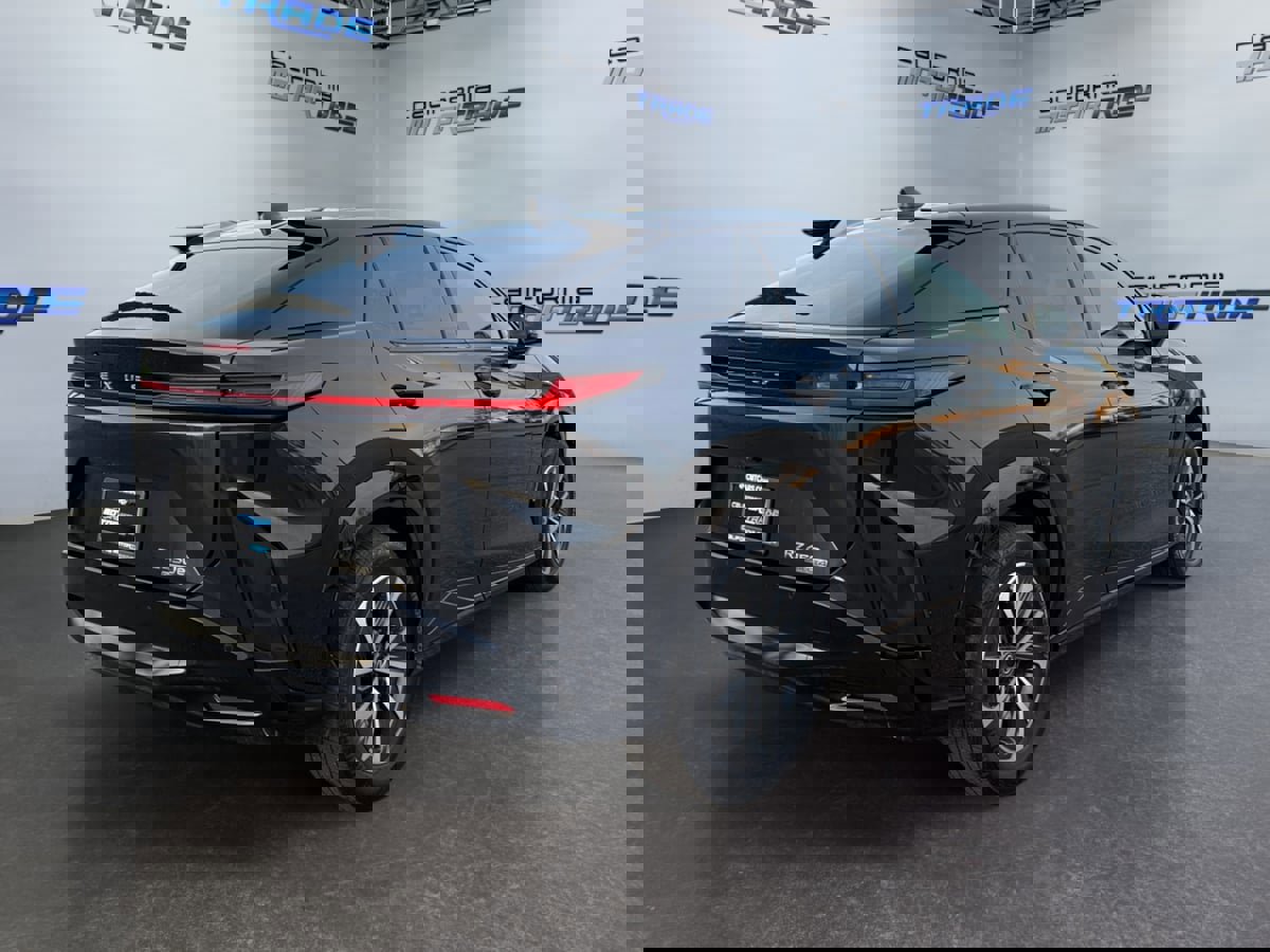 Used 2023 Lexus RZ 450e Premium w/ Technology Package image 5