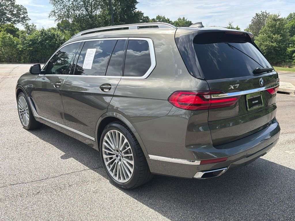 Used 2021 BMW X7 xDrive40i w/ Premium Package 2 AWD/4WD image 5