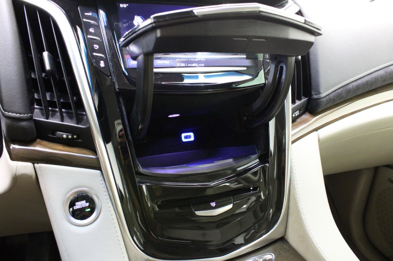 Used 2019 Cadillac Escalade ESV Premium Luxury AWD/4WD image 71