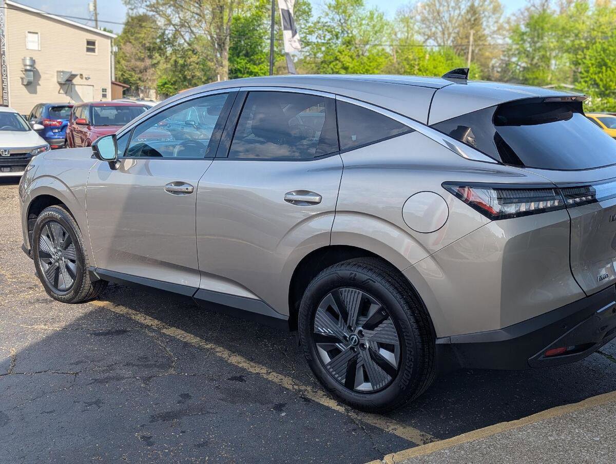 Used 2026 Nissan Murano SL AWD/4WD image 4