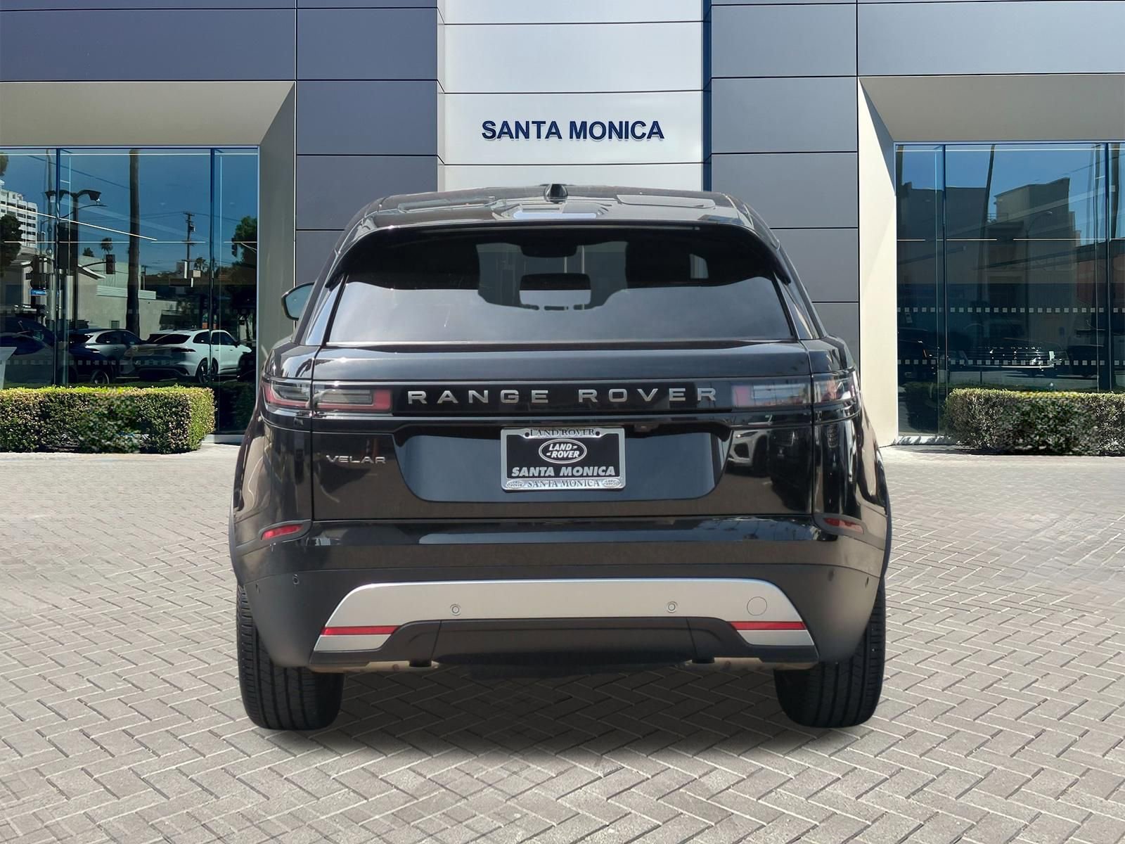 Used 2026 Land Rover Range Rover Velar S AWD/4WD image 4