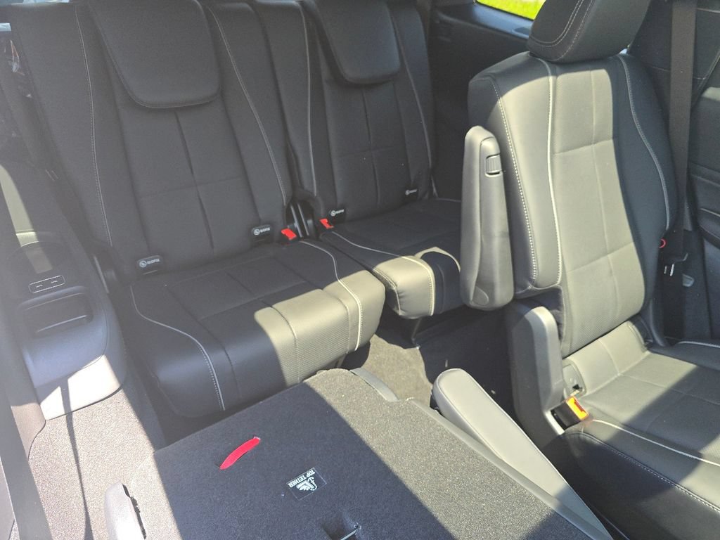 New 2026 Mercedes-Benz GLS 450 4MATIC image 21