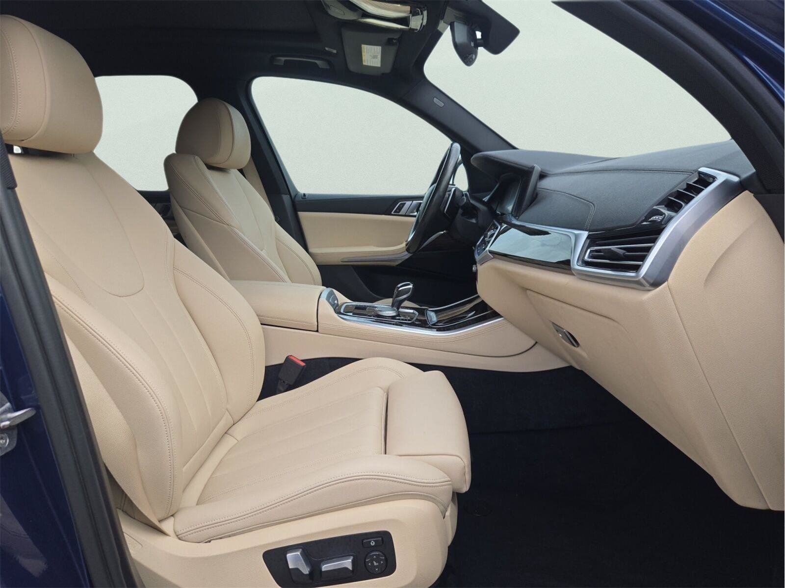 Used 2020 BMW X5 sDrive40i w/ Convenience Package RWD image 23