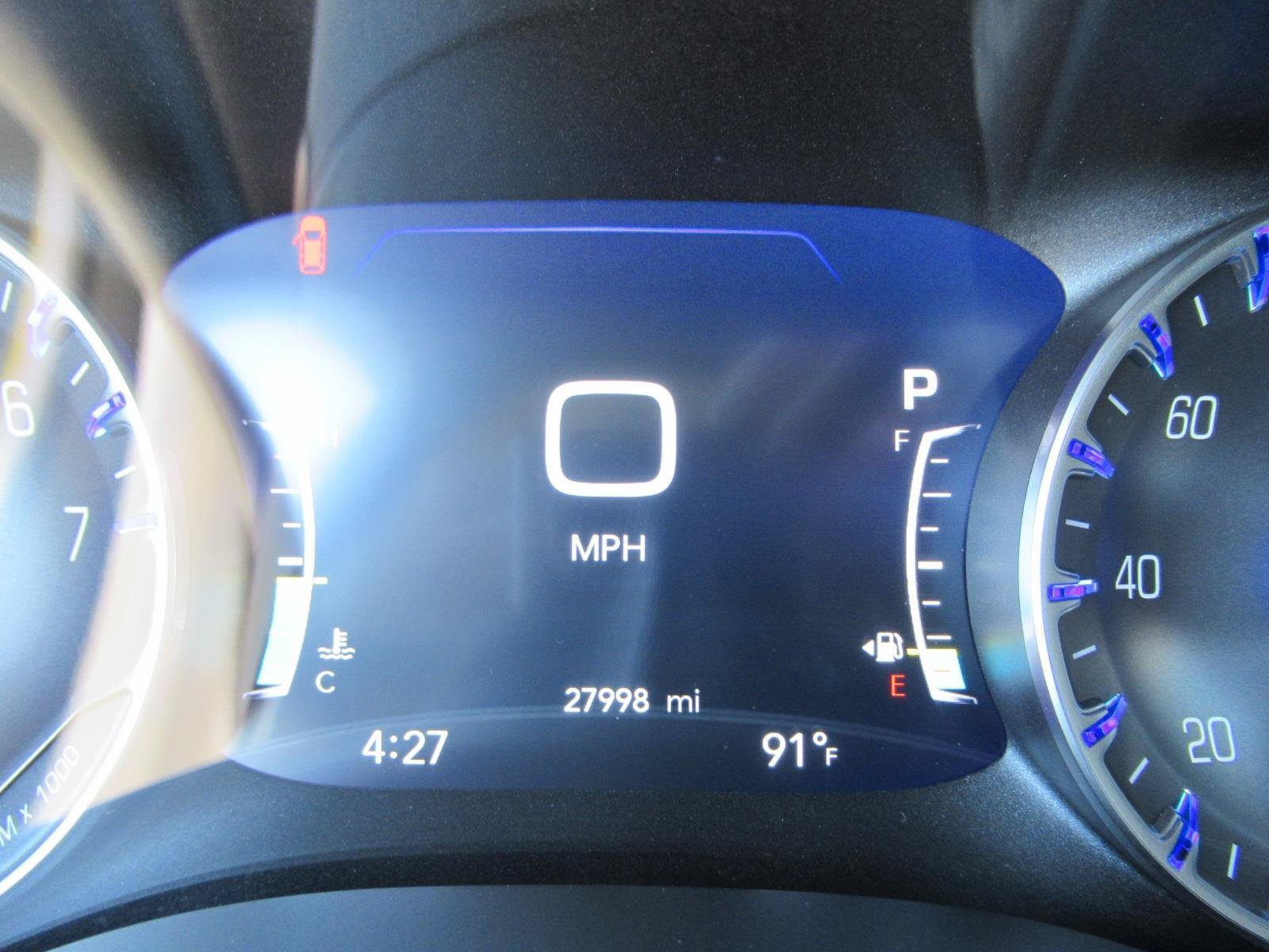 Used 2022 Chrysler Pacifica Touring-L AWD/4WD image 24