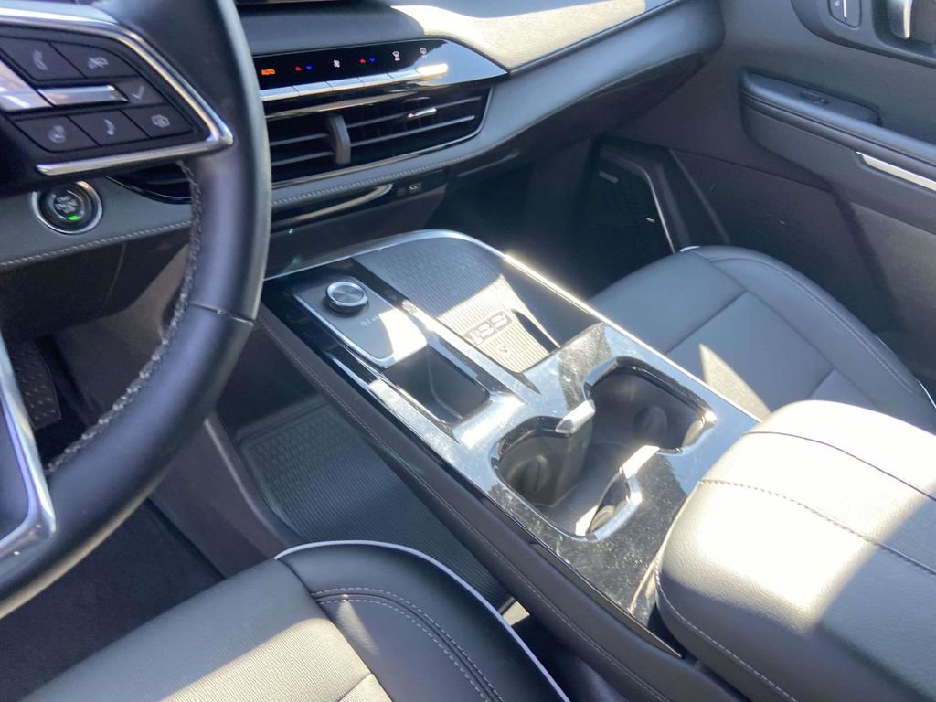 Used 2025 Buick Enclave Preferred image 20