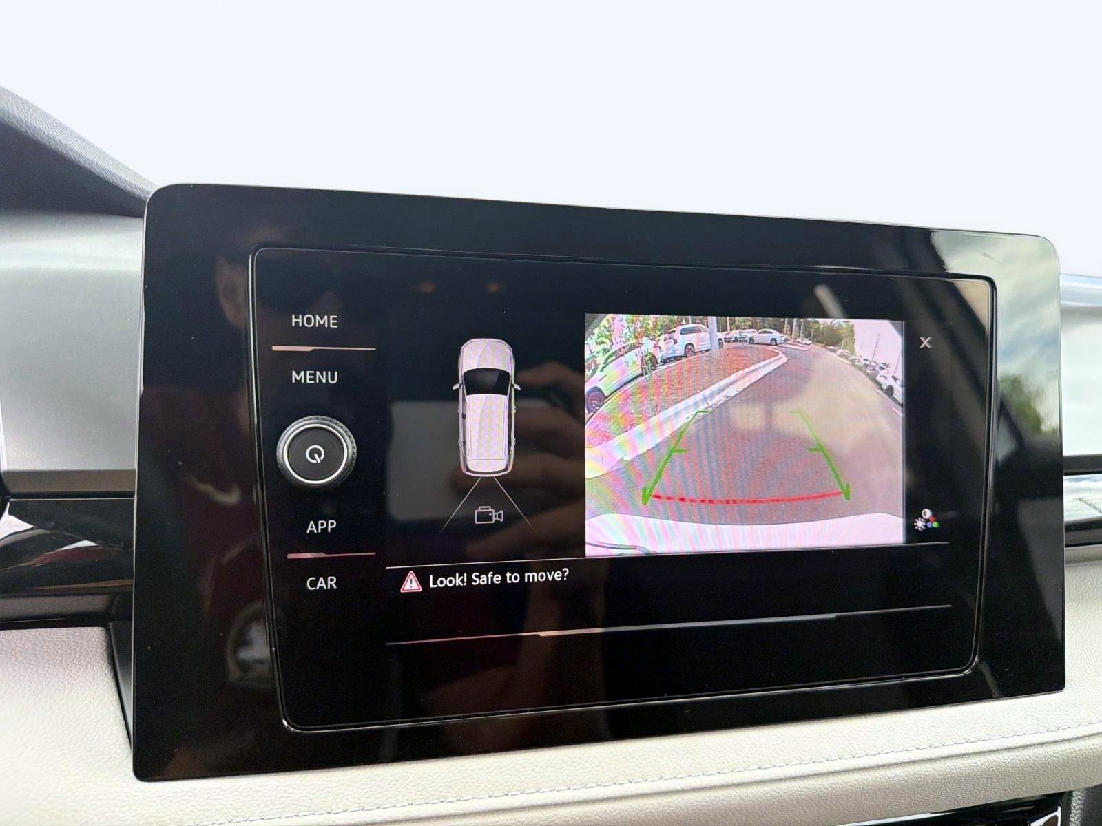 Certified 2025 Volkswagen Taos S image 23