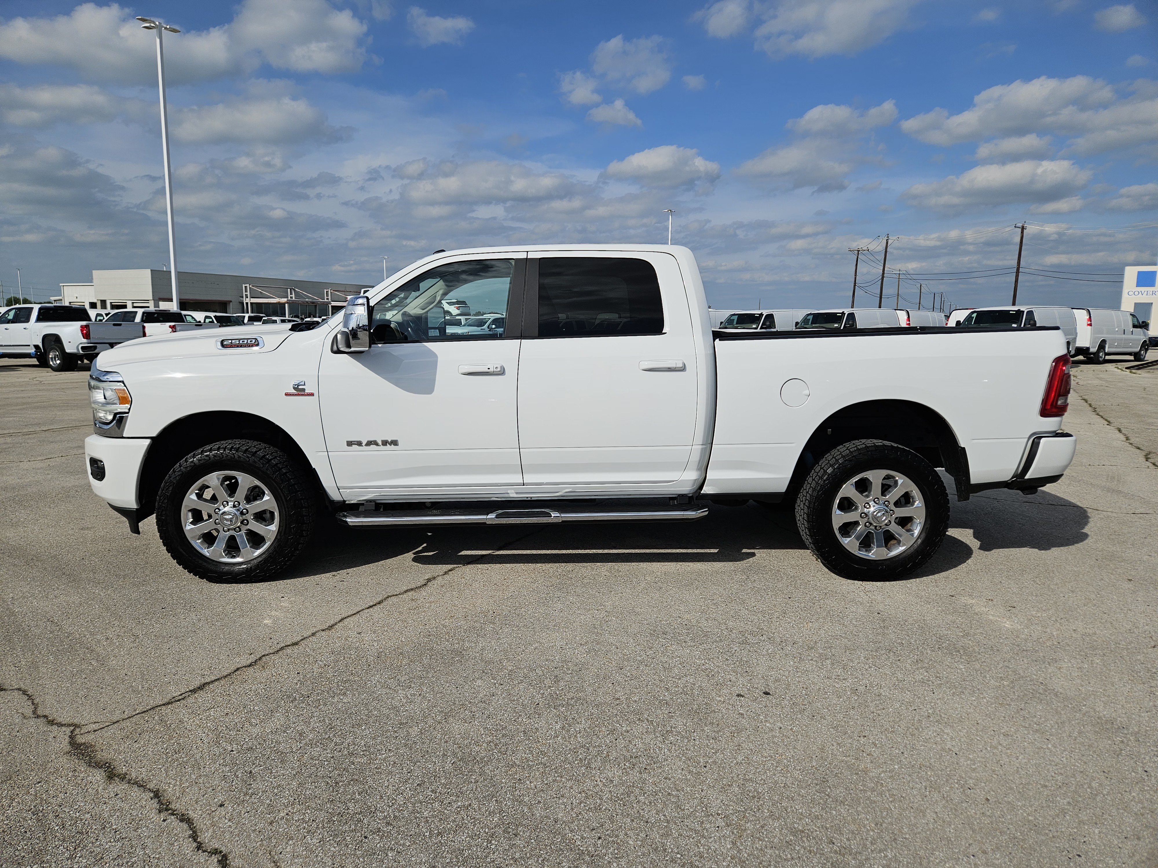Used 2023 RAM 2500 Laramie AWD/4WD image 4