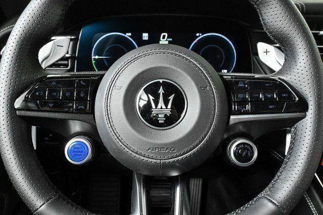 New 2025 Maserati Grecale Folgore AWD/4WD image 9