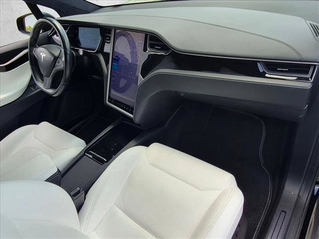 Used 2019 Tesla Model X Performance AWD/4WD image 18