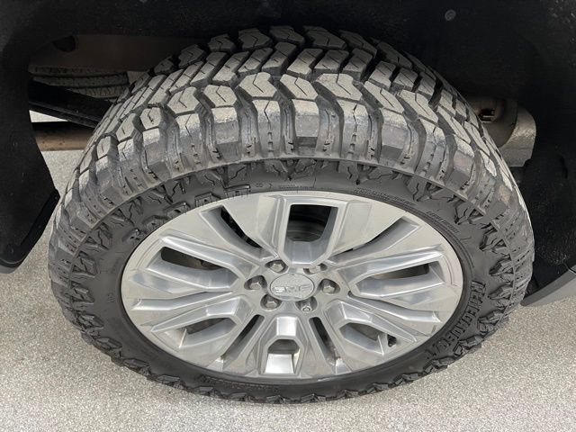 Used 2021 GMC Sierra 1500 Denali w/ Denali Ultimate Package AWD/4WD image 15