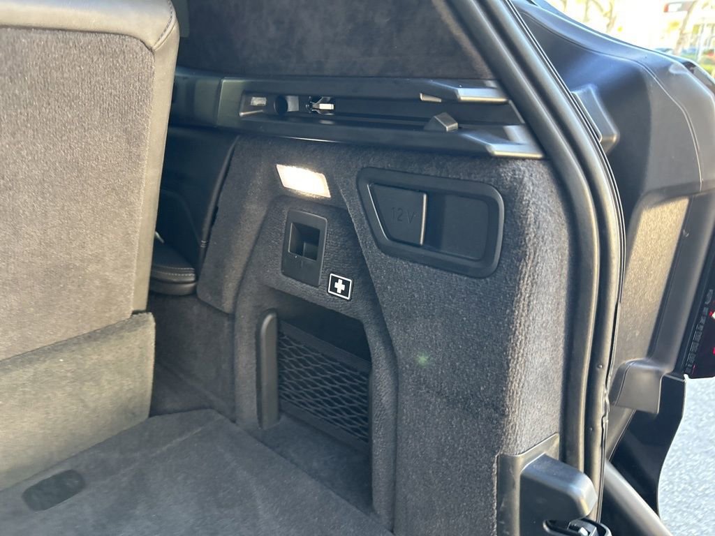 Used 2024 BMW X7 xDrive40i w/ M Sport Package image 50