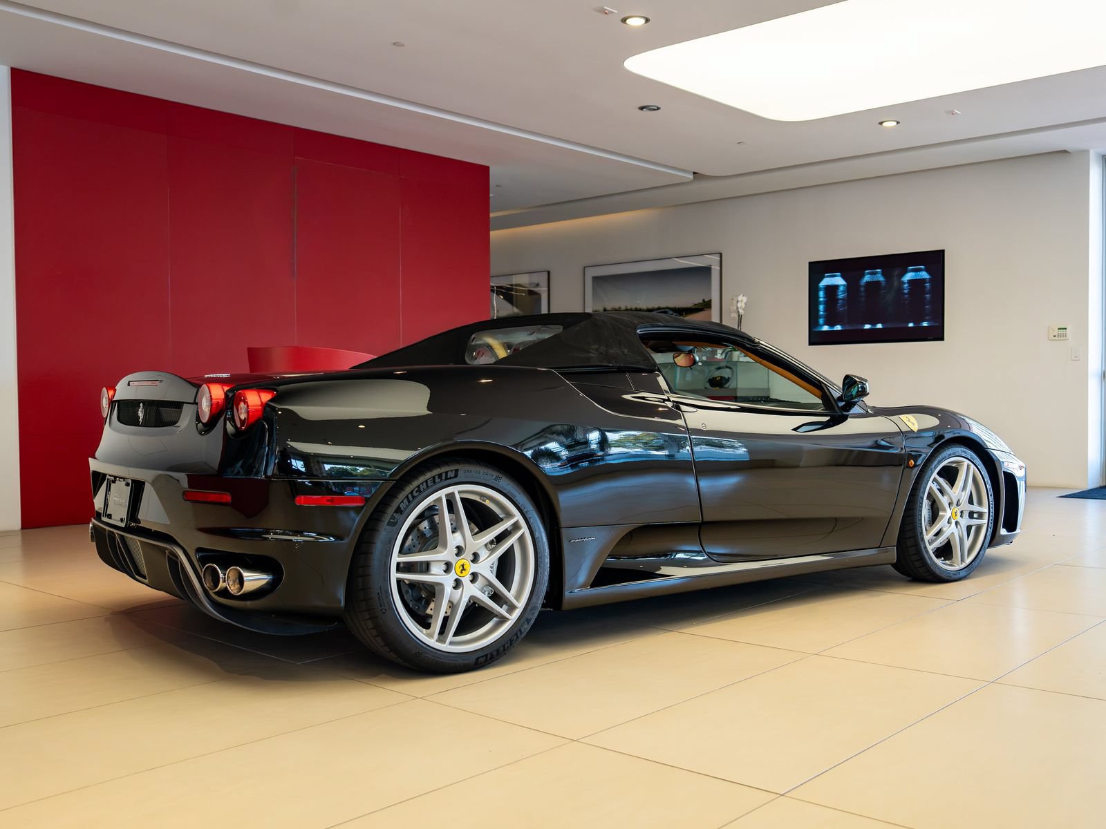 Used 2005 Ferrari F430 Spider RWD image 30