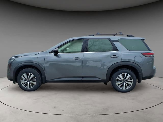 New 2026 Nissan Pathfinder SL image 2