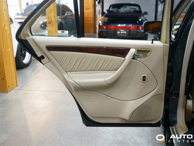 Used 1999 Mercedes-Benz C 230 image 22