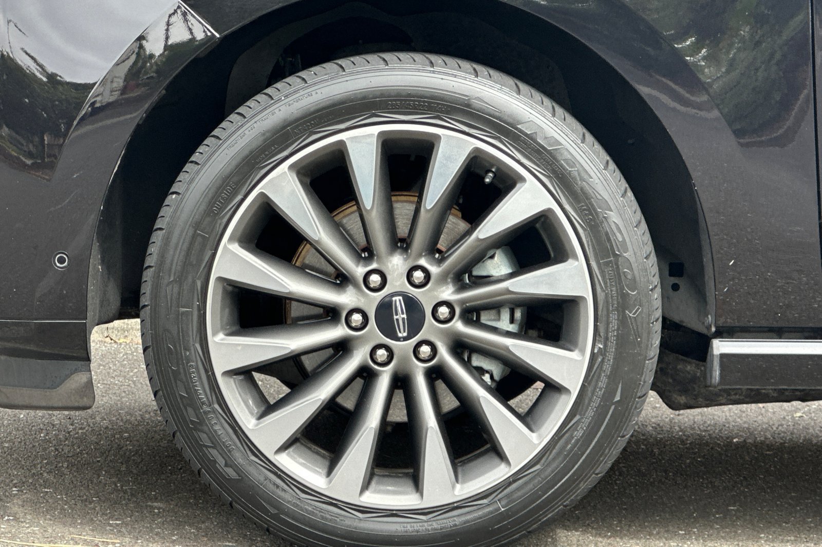 Used 2020 Lincoln Navigator Reserve RWD image 26