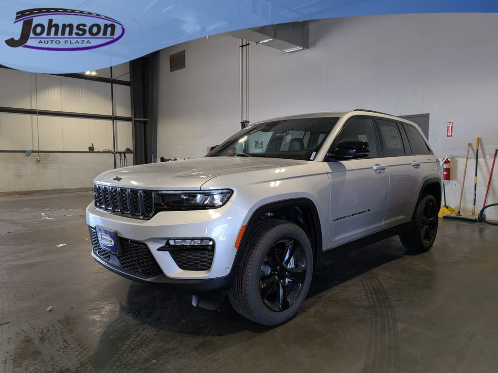 New 2025 Jeep Grand Cherokee Limited w/ Luxury Tech Group II image 1
