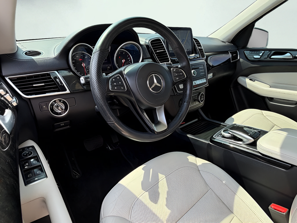 Used 2018 Mercedes-Benz GLS 450 4MATIC image 15