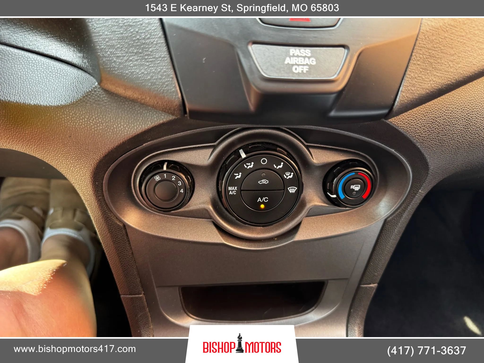 Used 2015 Ford Fiesta S FWD image 22